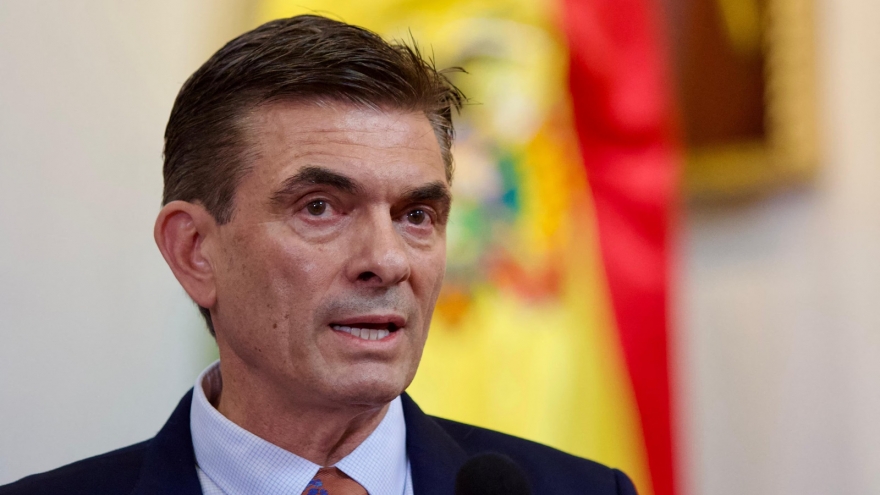 Tân tổng thống Bolivia nhậm chức với nhiều nhiệm vụ khó khăn phía trước